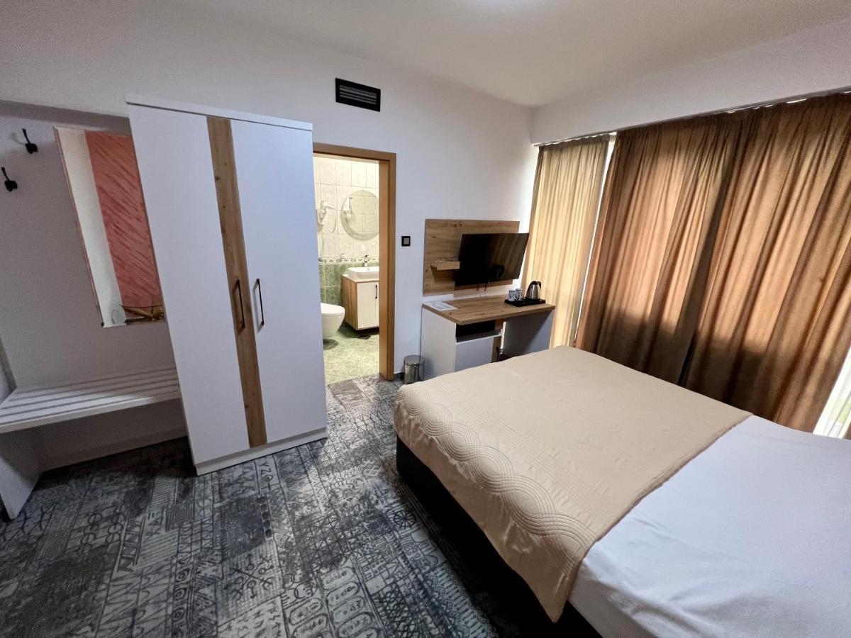 Hotel Brkic Sarajevo Airport - Free Parking Extérieur photo